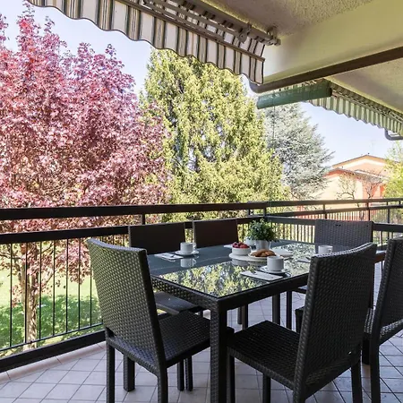 Apartment Il Professore Lakefront *