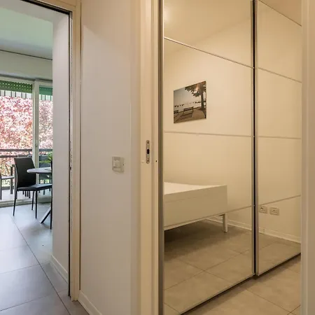 Il Professore Lakefront